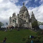 Montmartre 3* Париж