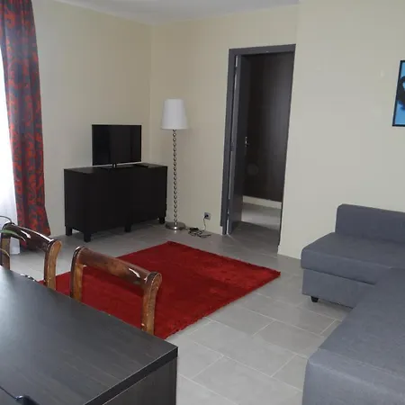 Apartmanhotel Montmartre 3*