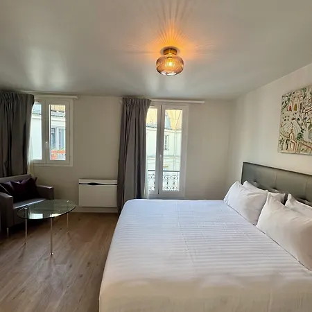 Apartahotel Montmartre 3*