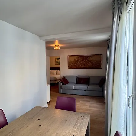Montmartre Aparthotel