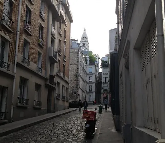 Montmartre Aparthotel 3*